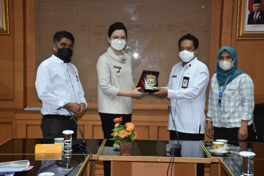 Kunjungi Kemendes PDTT, Verna Sampaikan Program Poso Sejahtera