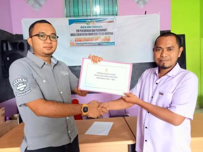 Incumbent Mengambil Formulir Pertama Maju Sebagai Bakal Calon Ketum KONI Parimo