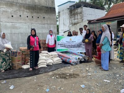 Paguyuban BPJN Sulteng Salurkan Bantuan Untuk Masyarakat Korban Banjir Bandang di Torue