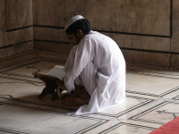 5 Amalan Ringan Dengan Kebaikan Besar Di Sisi ALLAH SWT