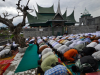 Bisakah Memejamkan Mata Ketika Shalat ?