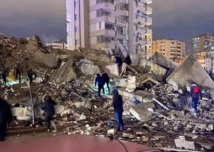 Gempa Berkekuatan 7,8 Guncang Turki – Suriah, Jumlah Korban Jiwa Di Perkirakan Terus Bertambah