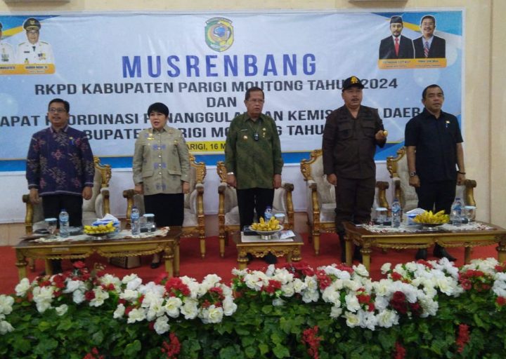 Wakil Bupati Parigi Moutong H Badrun Nggai SE buka kegiatan Musyawarah Perencanaan Pembangunan (MUSRENBANG) RKPD Kabupaten Parigi Moutong tahun 2024 dan Rapat Koordinasi Penanggulangan Kemiskinan Daerah Kabupaten Parigi Moutong tahun 2023