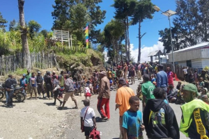 Sering Jadikan Warga Sebagai Tameng, Warga Usir KKB Papua Dengan Panah