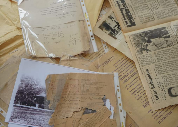 Pamerkan 200 Arsip Sejarah Sulteng, KHST Peringati Hari Kearsipan Dan Hari Buku Nasional 2023.