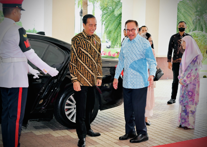 Presiden Jokowi Bertemu PM Malaysia, Bahas Sejumlah Kerjasama Antar Kedua Negara