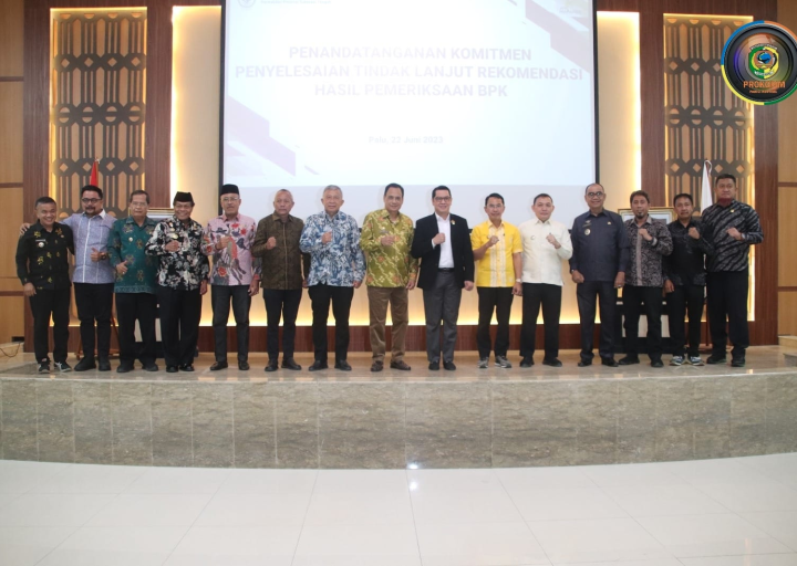 Wabup Parimo Tanda Tangani Komitmen Penyelesaian Tindak Lanjut Rekomendasi Hasil Pemeriksaan Pengelolaan Keuangan Daerah oleh BPK