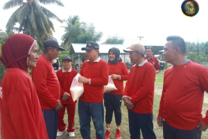 Wabub Badrun Buka Acara Lansia Ceria Bertempat Di Kecamatan Sidoan