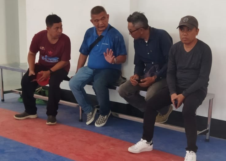Bupati Parimo Cek Kesiapan GOR Untuk Pertandingan Bolavoli Indoor