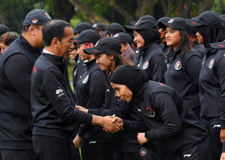 Lepas Atlet Indonesia Ke Asian Games Di Hangzhou, Presiden Harap Masuk 10 Besar