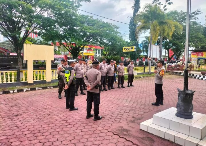 Amankan Pawai Ogoh-ogoh, Kapolsek Parigi Pimpin Langsung Apel Pengamanan