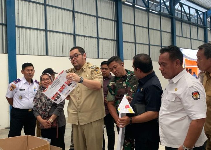 KPU Parigi Moutong Distribusikan Logistik Pemilu 2024