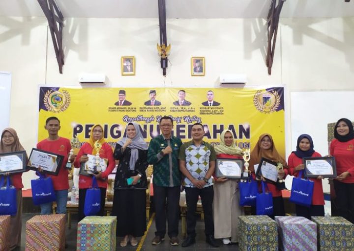 Bappelitbangda Parimo Gelar Penganugerahan Pemenang Lomba Inovasi Produk Daerah dan Inovasi Teknologi Masyarakat
