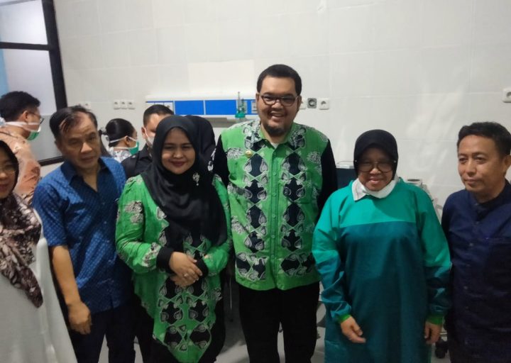Mensos RI Kunjungi Kegiatan Operasi Katarak di Kabupaten Parigi Moutong
