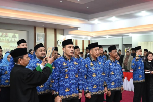 Gubernur Sulteng Beri Pesan saat Lantik Pejabat Administrator dan Pengawas