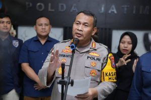 Siram Bensin ke Wajah & Badan, Polisi Tewas Dibakar Istri