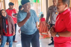 Pengusaha Ulung, Abdul Sahid, Salurkan Bantuan untuk Korban Banjir di Parigi Moutong