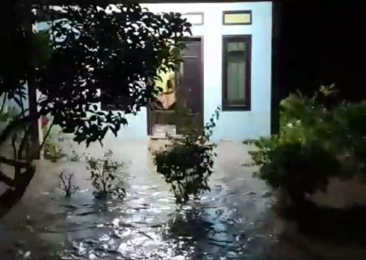 Dua Desa di Terjang Banjir Akibat Luapan Sungai Tindaki