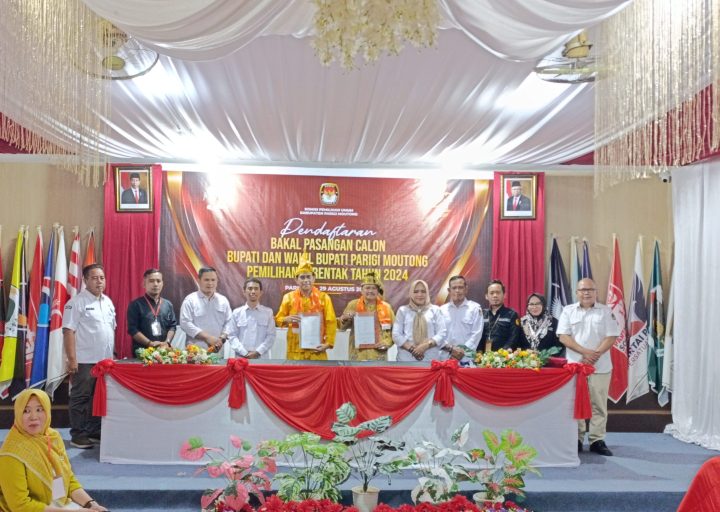 Mantapkan Hati, Paslon Erwin-Sahid Daftarkan Diri ke KPUD Parigi Moutong
