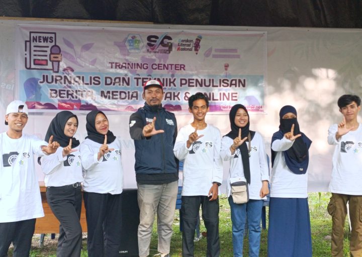 Gelar Pelatihan Jurnalis, Begini Harapan Pemdes Toboli Barat Untuk Pemuda!