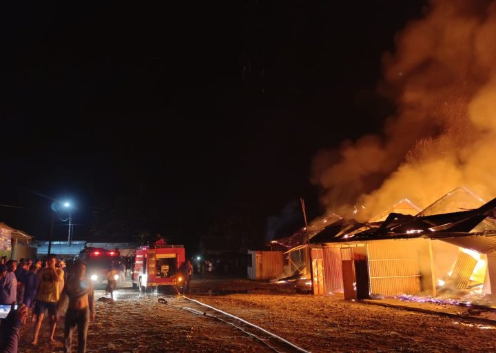 13 Los di Pasar Sentral Parigi Ludes diLalap si Jago Merah