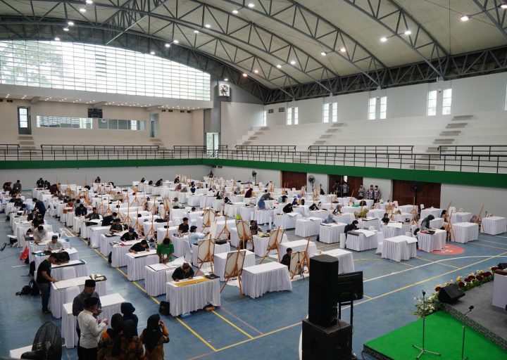 Tampil Dengan Khidmat di Hari Pertama, Tim Cabang Lomba Kaligrafi Kafilah Sulteng Sungguh-Sungguh