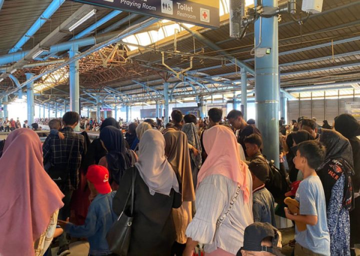 HUT TNI ke-79 di Monas, Stasiun Manggarai Alami Lonjakan Penumpang