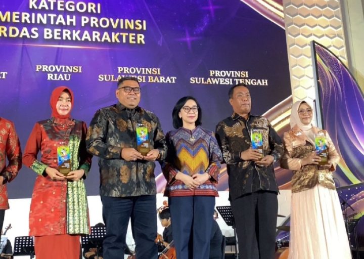 Kemendikbudristek RI Beri Penghargaan ke Pemprov. Sulteng Dengan Predikat Pemerintah Cerdas Berkarakter