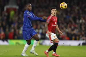 Van Nistelrooy soal Momen Gol MU vs Chelsea: Luar Biasa, Old Trafford Meledak