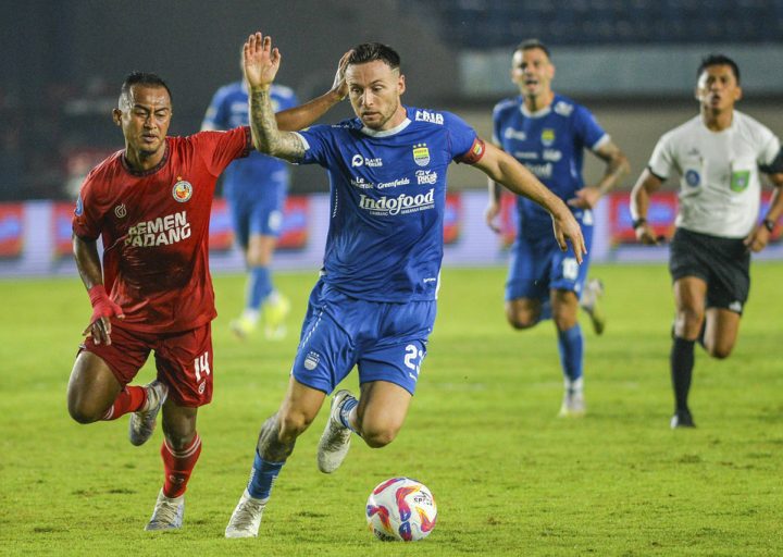 Persib Juara Paruh Musim, Marc Klok: Tak Boleh Sombong