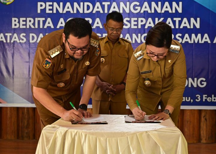 Kabupaten Poso dan Parigi Moutong Sepakati Tapal Batas Juga Pintu Gerbang Bersama