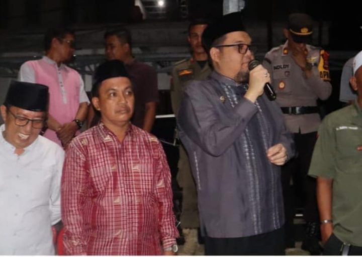 Sambut Ramadhan 1446 Hijriah, Pj Bupati Richard Lepas Peserta Pawai Obor