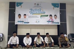 Hadiri Festival Ramadan, Asisten I Bagi Sembako untuk Yatim dan Dhuafa