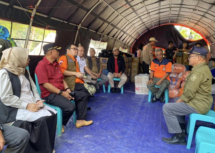 BNPB dan Komisi VIII DPR RI Tinjau Penanganan Darurat Banjir di Parigi Moutong