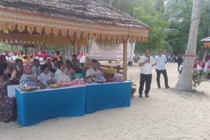 Wabup Abdul Sahid Kukuhkan Pimpinan Anak Ranting BRNR di Pantai Rakata