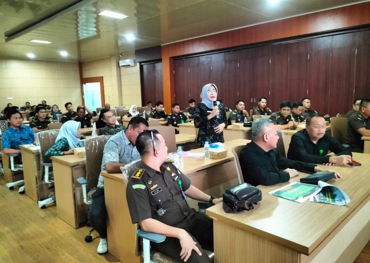 Kadis Kominfo Parimo Hadiri Sosialisasi Pengawasan Multimedia Bersama Kejagung RI
