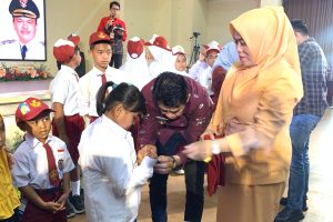 Mimpi Tak Lagi Mahal: Seragam Gratis di Parigi Moutong Simbol Kesetaraan Pendidikan