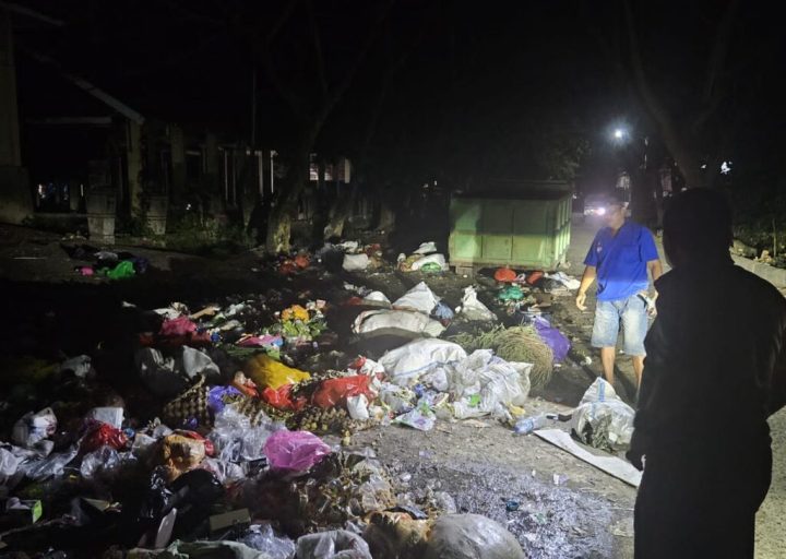 Sampah Menumpuk, Wabup Parimo Sidak Malam-malam