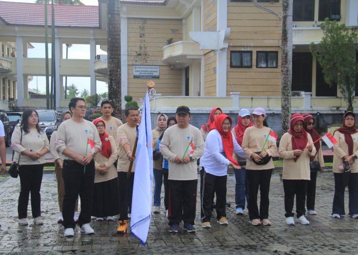 Jalan Santai Harganas di Parimo, Simbol Langkah Bersama Bangun Keluarga Sejahtera