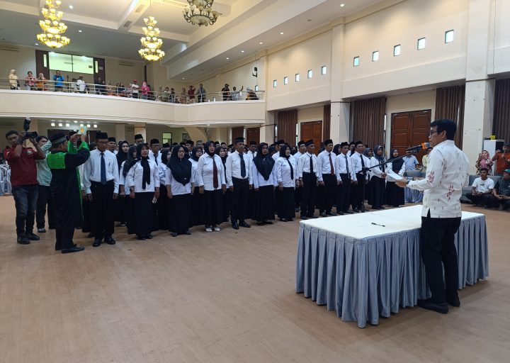 Bupati Kukuhkan 125 Kepsek, Dorong Reformasi Pendidikan di Parigi Moutong