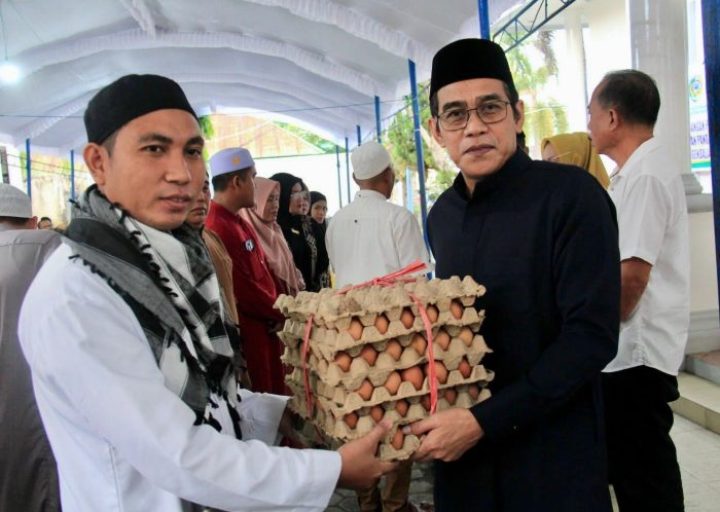Pemkab Parigi Moutong Gelar Buka Puasa Bersama, Salurkan Bantuan ke Ponpes dan Panti Asuhan