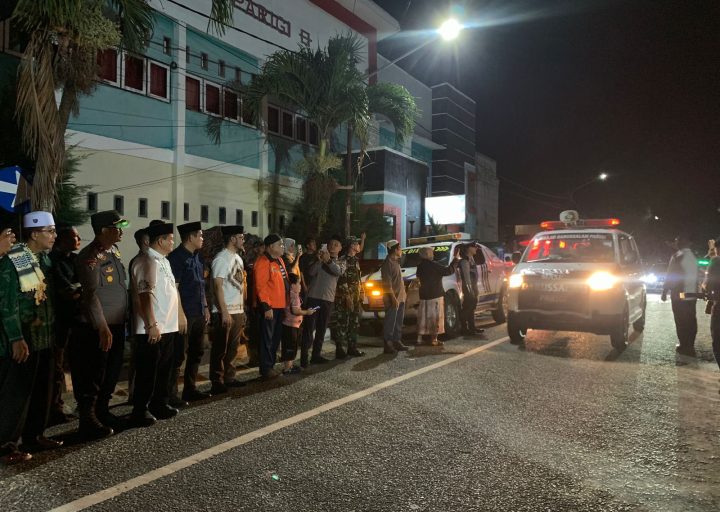 Bupati Erwin Burase Resmi Lepas Pawai Takbiran di Parigi Moutong