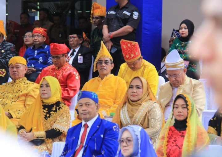 Bupati Erwin Burase Hadiri Upacara HUT ke-62 Sulawesi Tengah di Palu