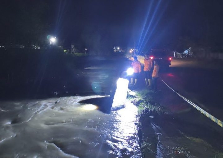 Hujan Deras Picu Banjir di Desa Tolai, Jalan Trans Sulawesi Kembali Normal