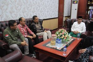 Bupati Parimo Bahas Pendataan Pelaku Usaha Pertanian dan Perkebunan Bersama KPP Pratama Palu